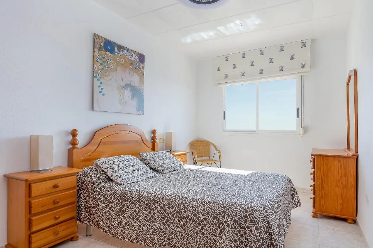 V021 - Neptuno Apartment Roses